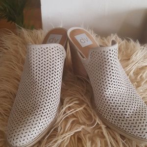 Clogs